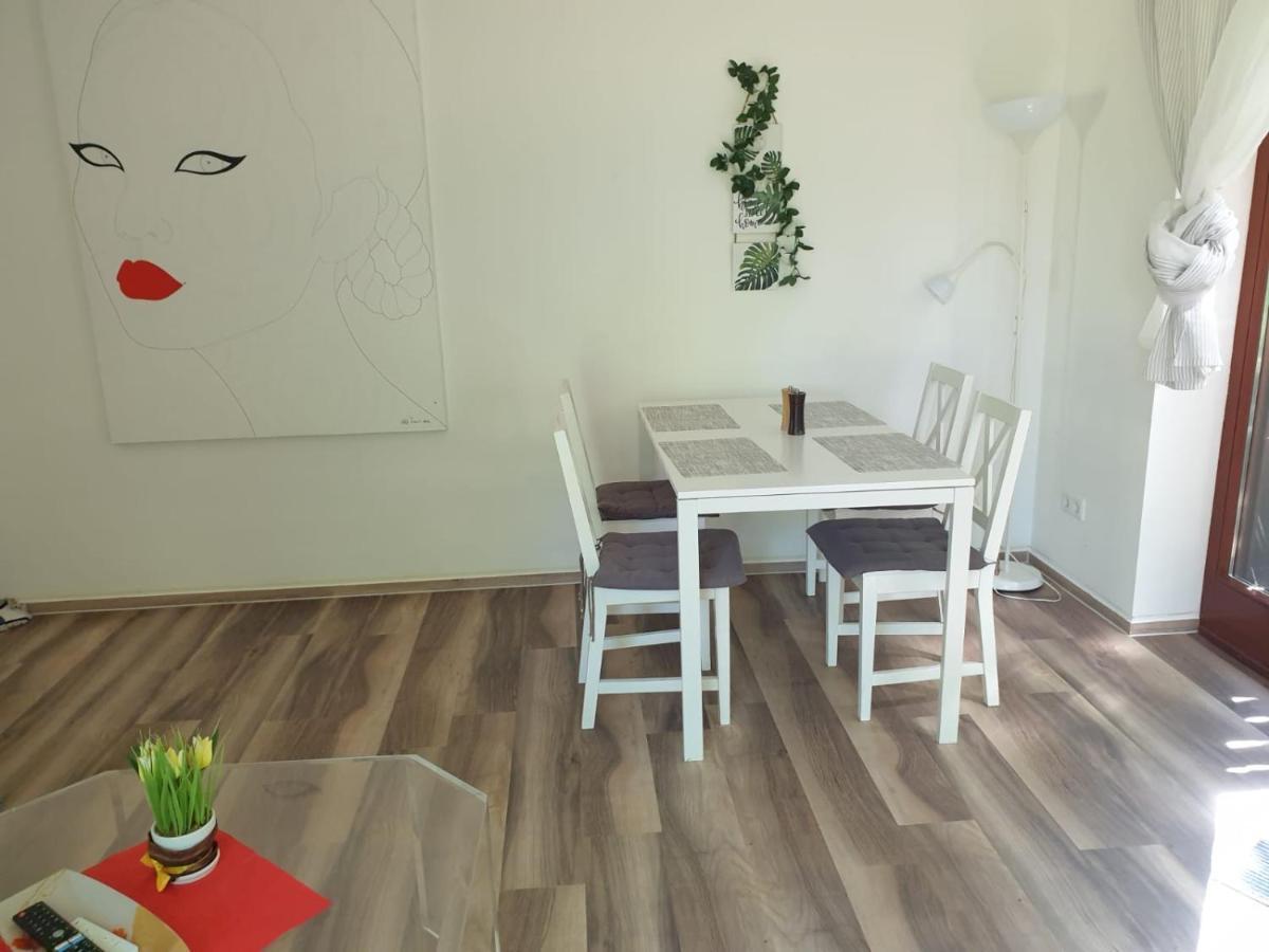 Ferienwohnung 3 - Gourmetzimmer Bestensee Bagian luar foto